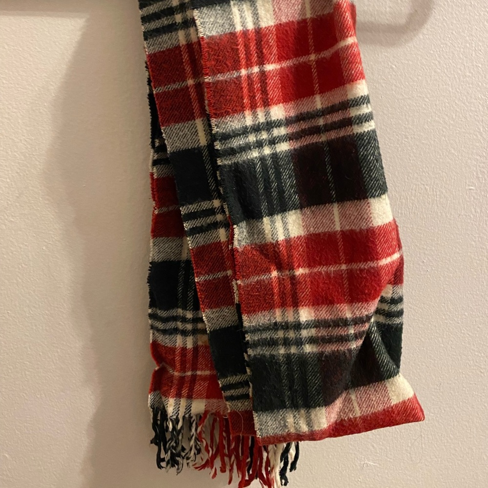 Plaid scarf